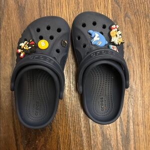 Crocs Kids Navy Clogs with Fun Charms